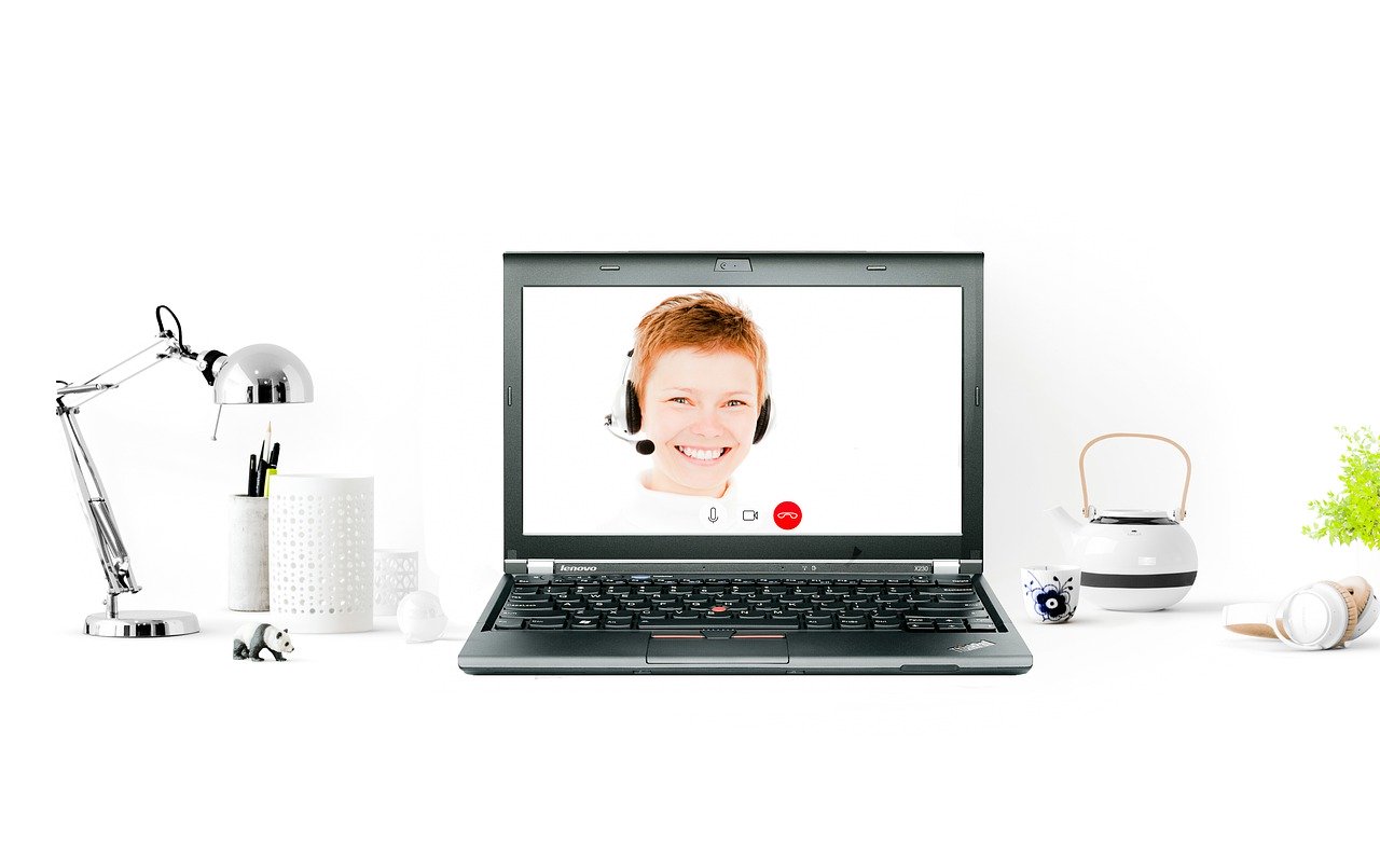 How Web Conferencing Benefits Employee Training